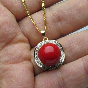14K Coral Pendant With Necklace